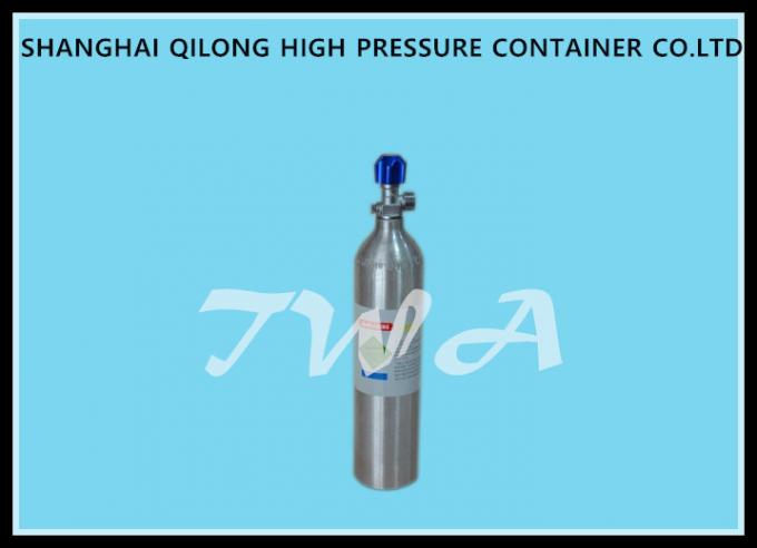 OEM 鋼圧 0.7 L 酸素医療用ガス シリンダー 15Mpa O2 ガス容器