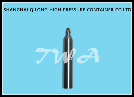 中国 OEM 鋼圧 0.7 L 酸素医療用ガス シリンダー 15Mpa O2 ガス容器 サプライヤー