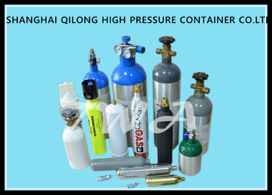 中国 合金鋼高圧5Lは医学的用途のための酸素タンクを圧縮しました サプライヤー